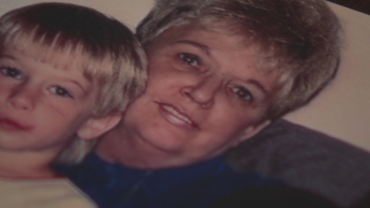 Son’s 24-year search for answers in mother’s unsolved St. Pete murder: “I think about her every day"
