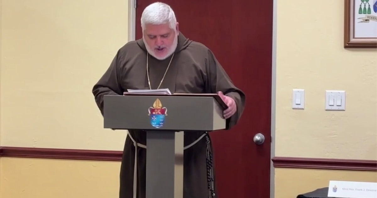 Pope names Franciscan priest to lead Diocese of Venice as Bishop Dewane announces retirement