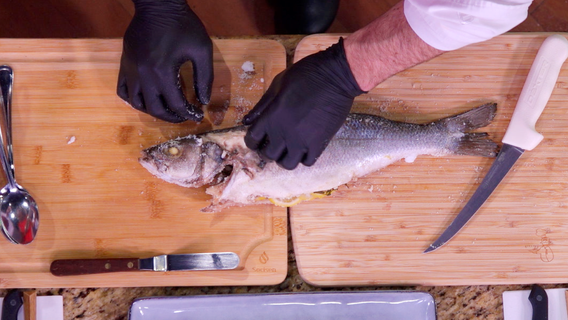 2 Ways To Bake A Whole Fish