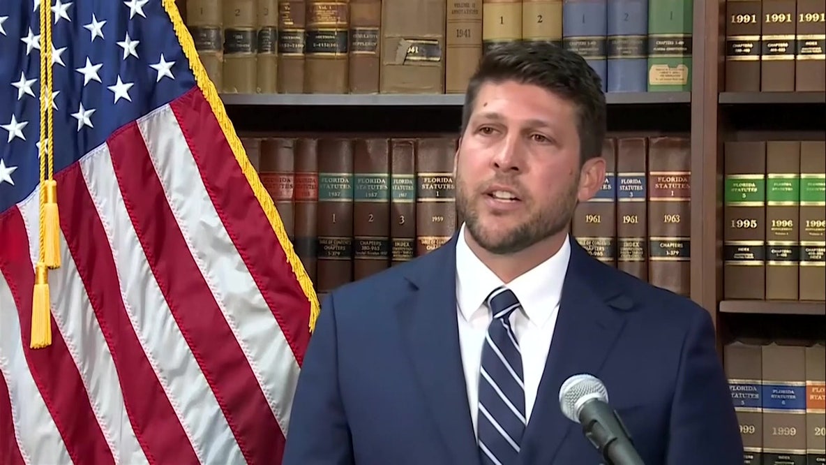 Florida Attorney General Uthmeier launches Major League Baseball uniform probe