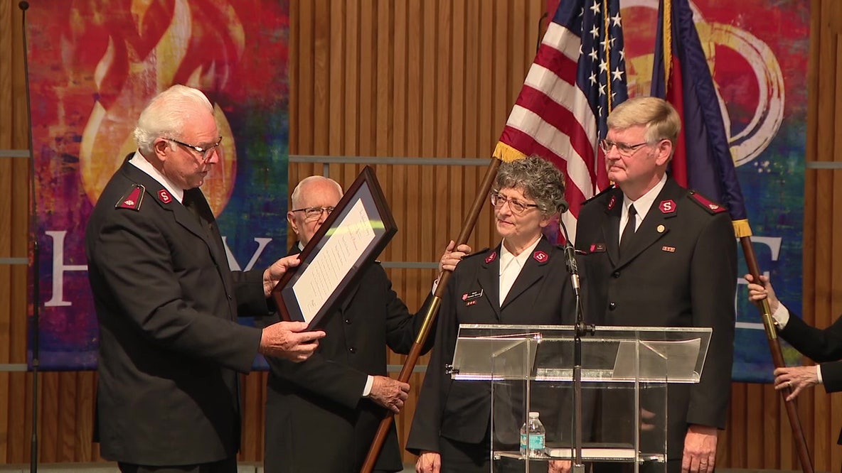 Salvation Army celebrates retirement of 2 majors with decades of service