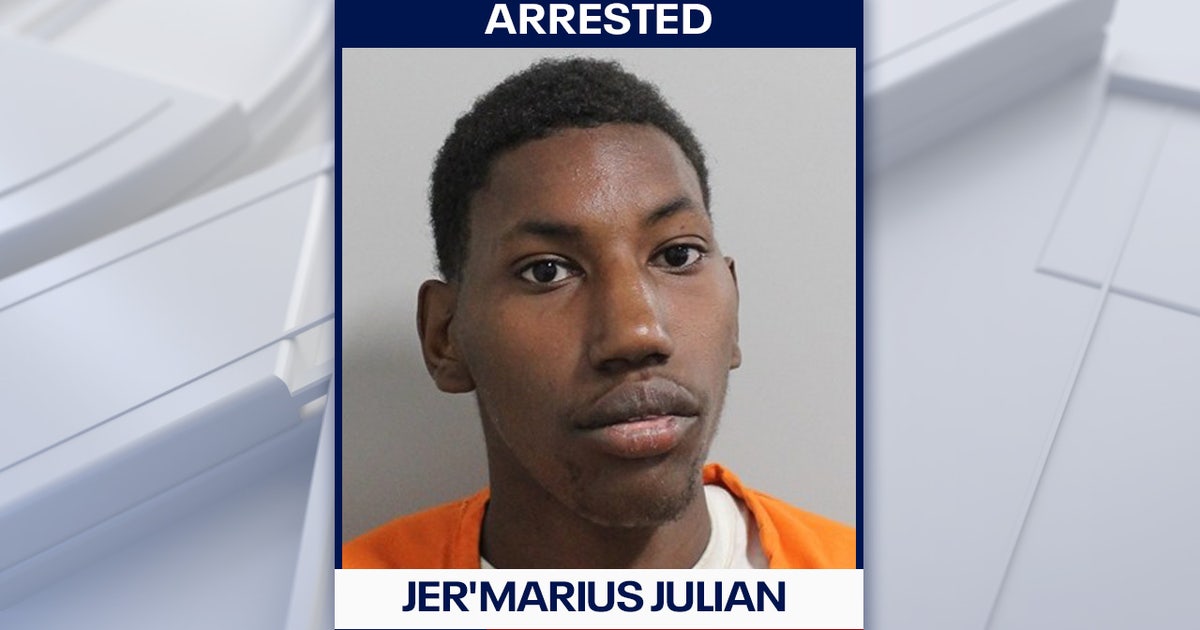 Winter Haven man cuts off ankle monitor, steals golf cart before leading police on chase in the woods: WHPD