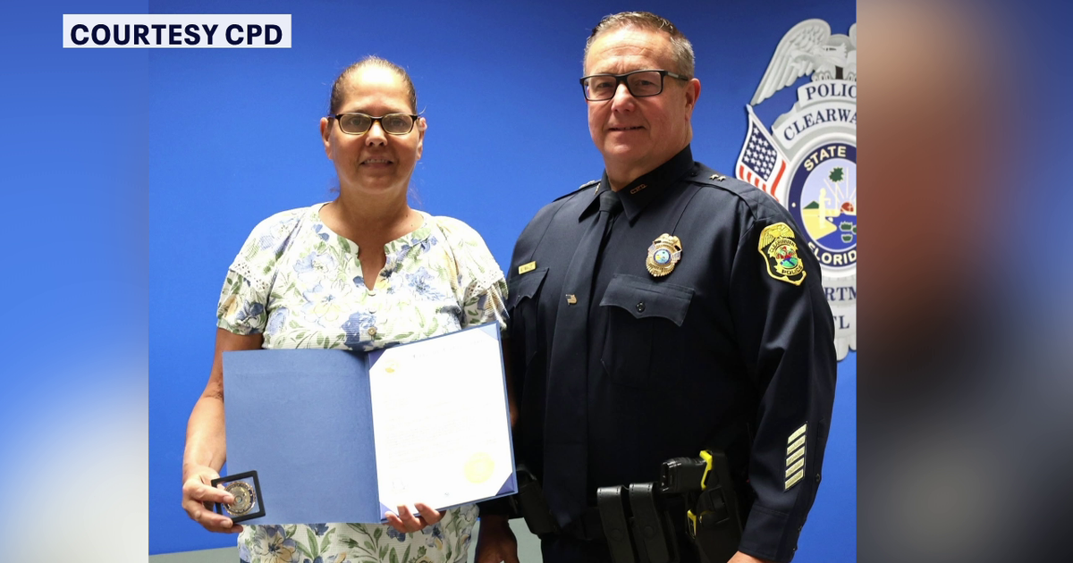 Clearwater retail store manager honored by police after stopping $1K gift card scam targeting senior customer