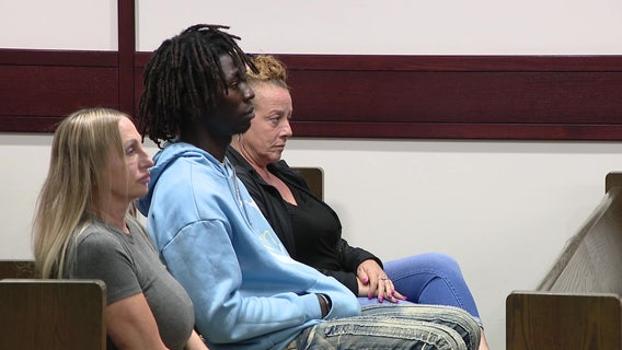 Tampa murder trial paused over allegations juror intimidation in courthouse elevator