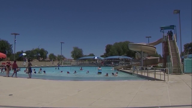 New Florida law restricts sexual predators from living near public pools