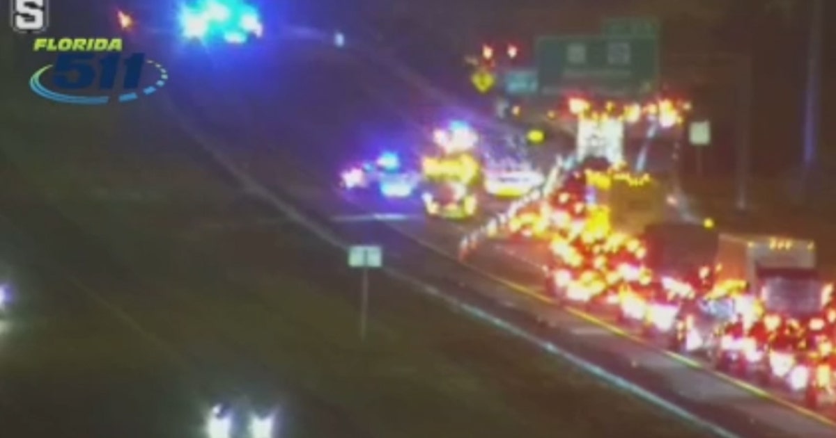 Pasco County traffic alert: Deadly crash closes I-75 southbound lanes in Wesley Chapel: FHP