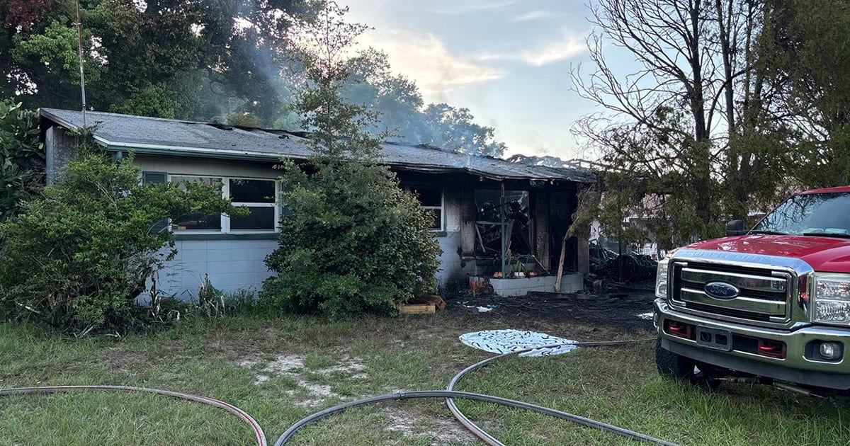 1 dead after being pulled from burning Zephyrhills home