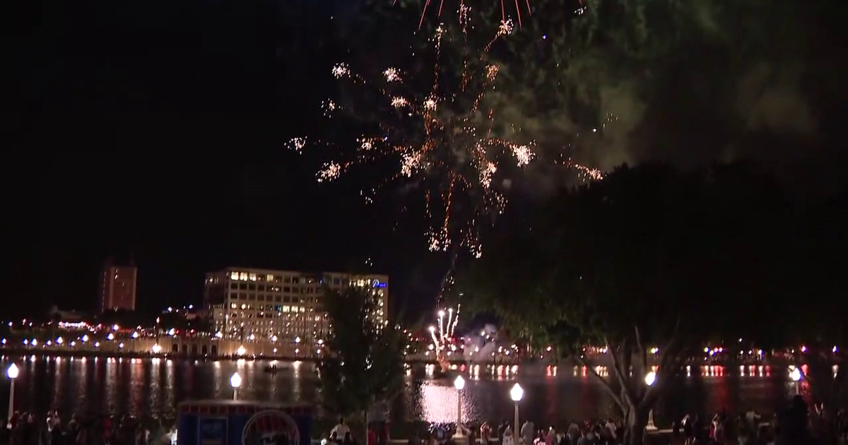 Polk County Fourth of July fireworks: Where to watch in Lakeland, Winter Haven Friday night