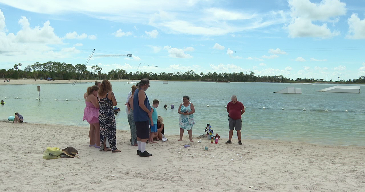 Pasco County community gathers at SunWest Park memorial after 3-year-old drowns during festival