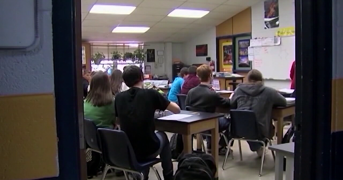 Hillsborough School Board moves to reverse controversial leggings dress code after parent backlash