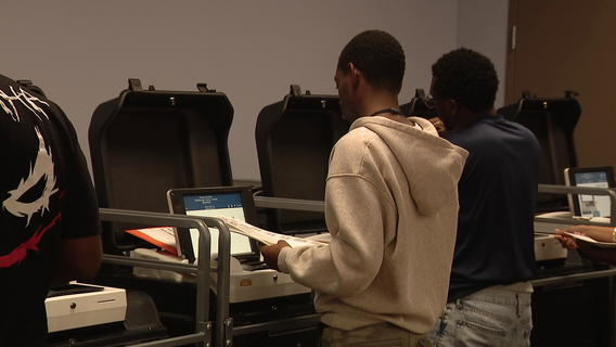Hillsborough tests voting machines, reminds voters of key Florida primary deadlines