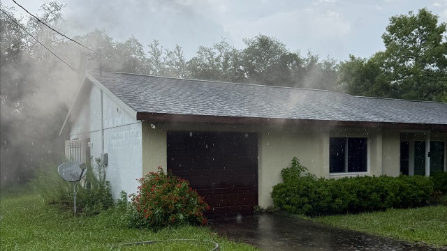 Lecanto home struck by lighting, smoke pours from garage: CCFR