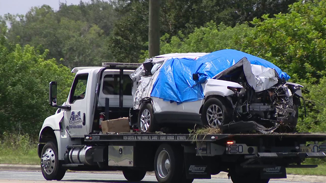 15-year-old driver hospitalized, passenger dead after chase ends in PIT maneuver: FHP