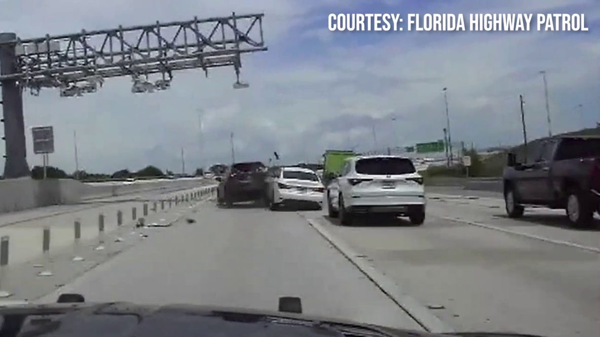 Pinellas County chase: Driver crashes on I-275 after fleeing troopers