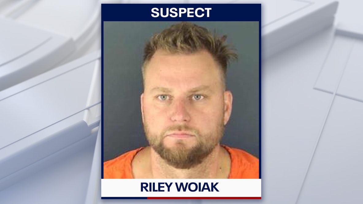 Man charged with 3 attempted homicides after allegedly firing 26 shots in Sarasota dumpster dispute