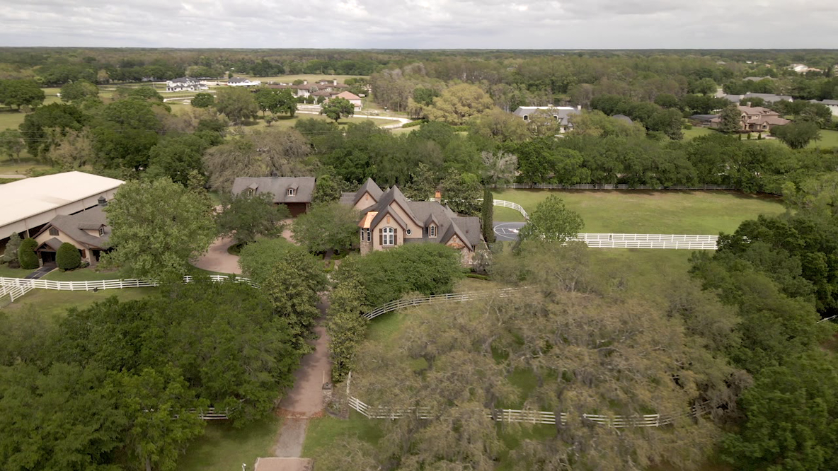 Former Bucs star Devin White lists sprawling mansion near Odessa for $3.5M