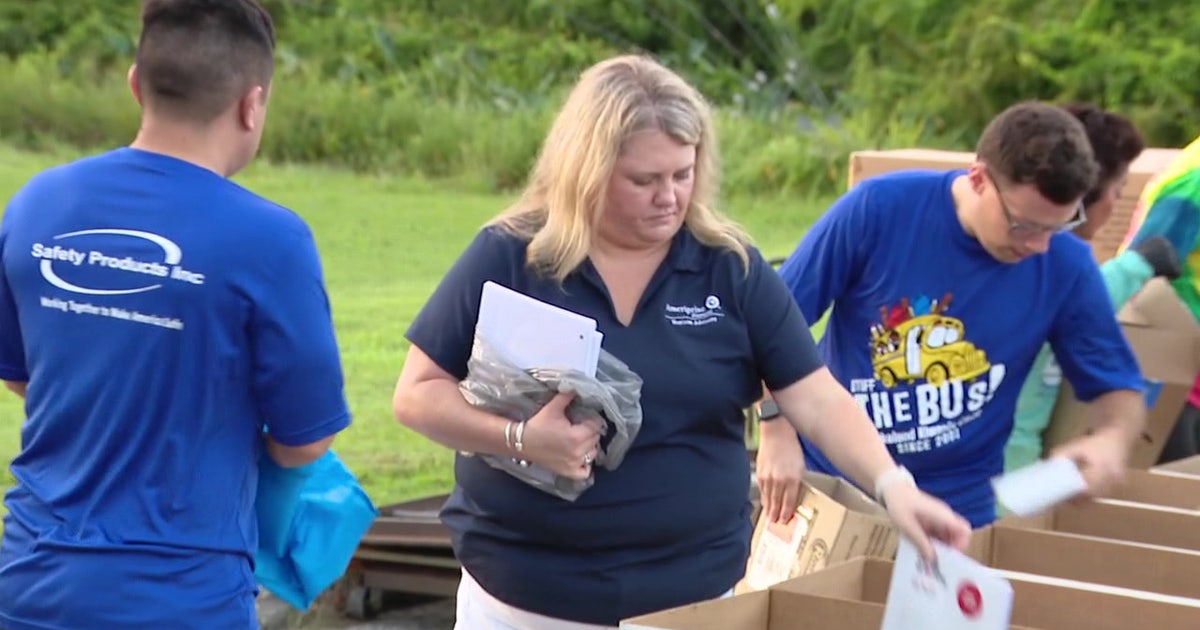 Lakeland Kiwanis Club holds 25th annual Stuff the Bus