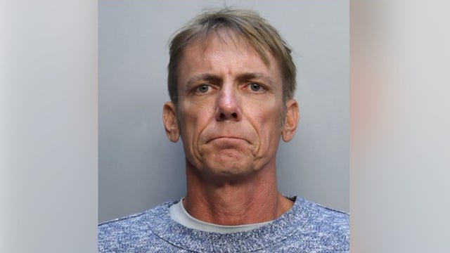 Florida man accused of cutting off diver's air supply in fight over coveted lobster diving spot