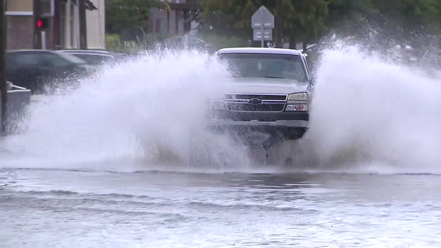 Largo residents fear flooding could trap them in neighborhood