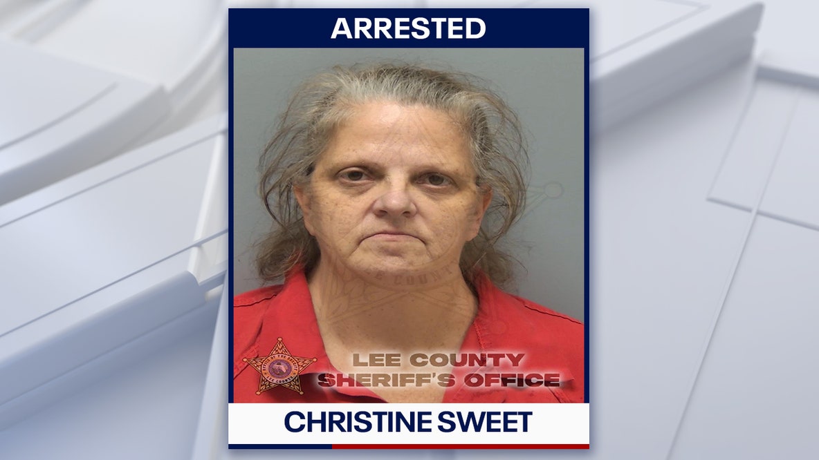 Florida woman accused of throwing glass mayo bottle at driver in road rage: 'I hit her in the face'