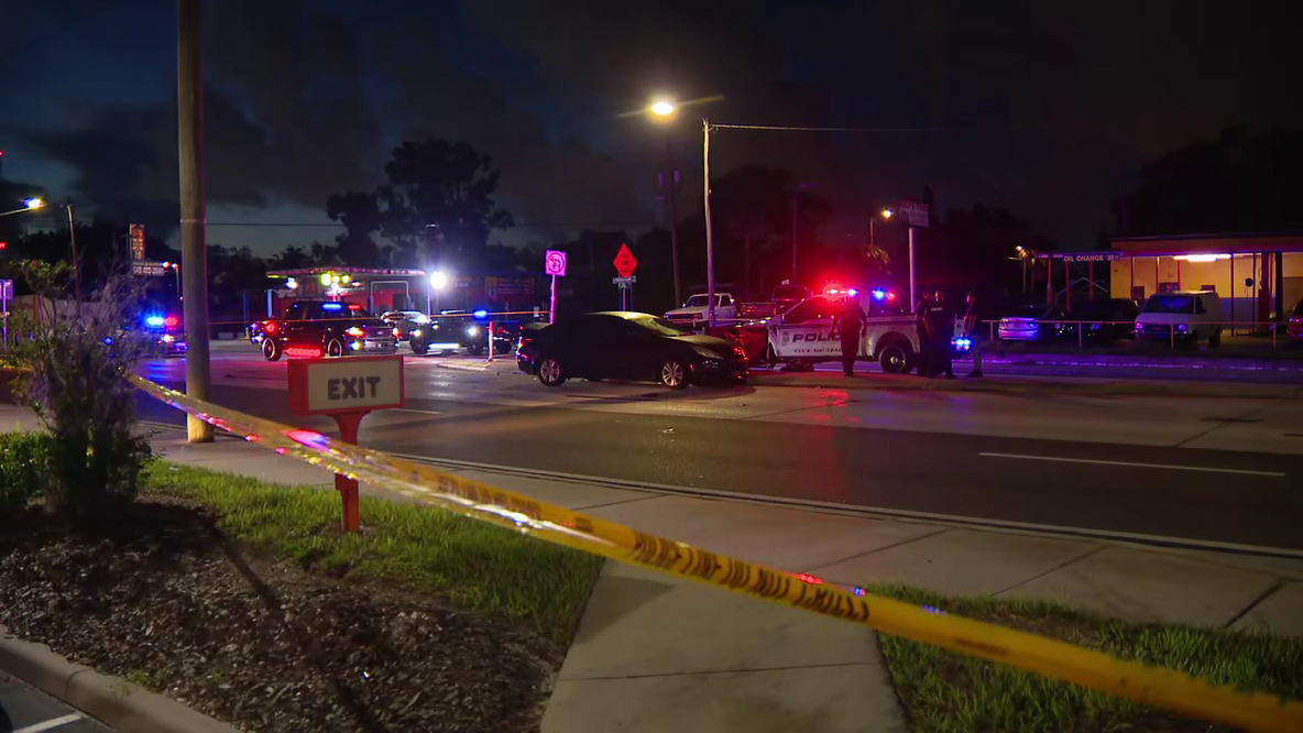 Tampa bicyclist killed after being hit by vehicle on Hillsborough Avenue: Police