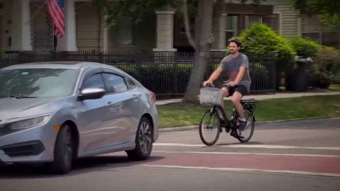 Tarpon Springs to vote on ordinance restricting bikes, scooters on busy sidewalks