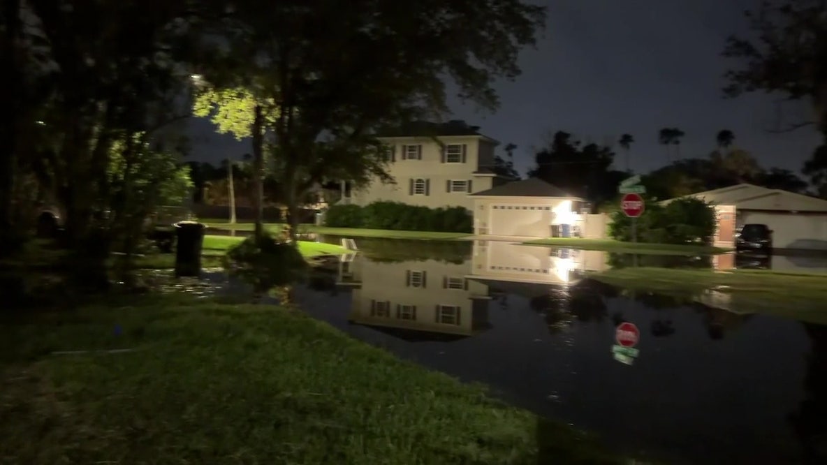 Shore Acres flooding: King tides bring coastal water to roadways