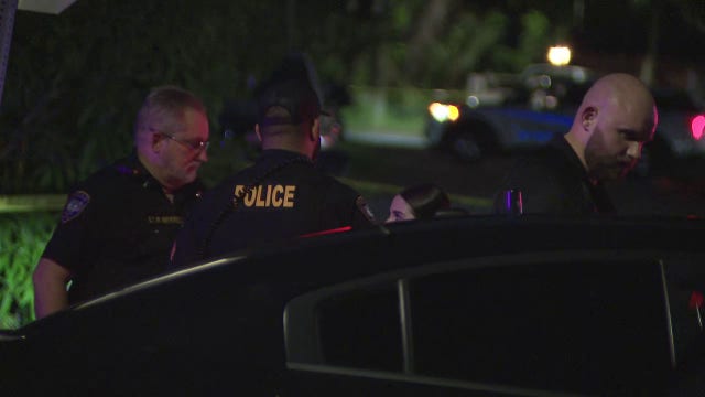 Bradenton shooting leaves two dead: Police