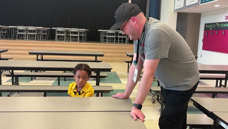 Tampa Bay Elementary cafeteria manager saves choking student