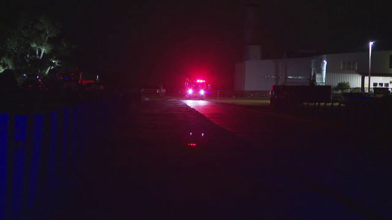 Mosquito control helicopter crash: 1 dead after hitting radio tower in Myakka City