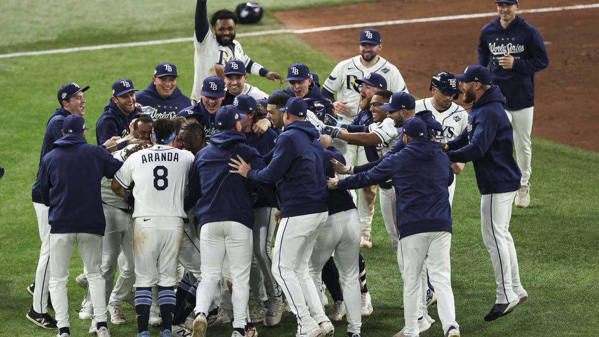 Tampa Bay Rays beat Brewers 4-3 in Game 4, keeping World Series dreams alive