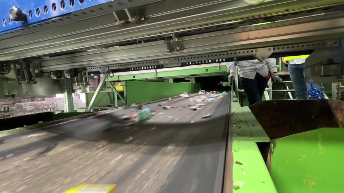 How an AI-powered robot in Sarasota saves 35,000 recyclables a day