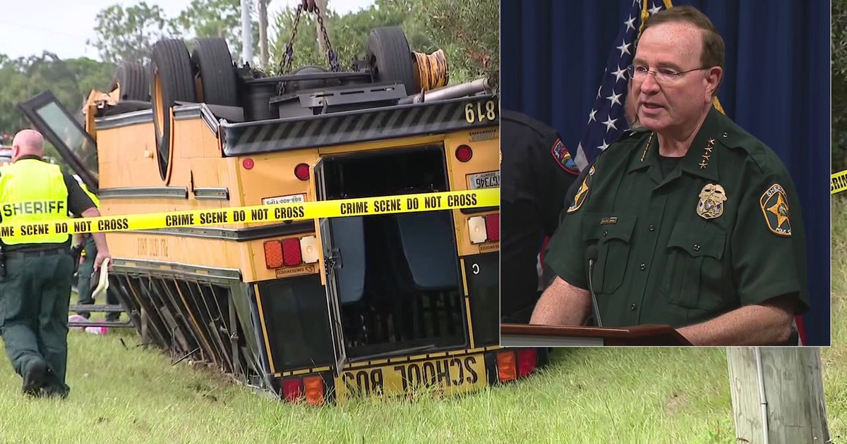 Bus driver hailed hero after fatal Polk County bus crash that killed 2, including high school student Bus driver hailed hero after fatal Polk County bus crash that killed 2, including high school student