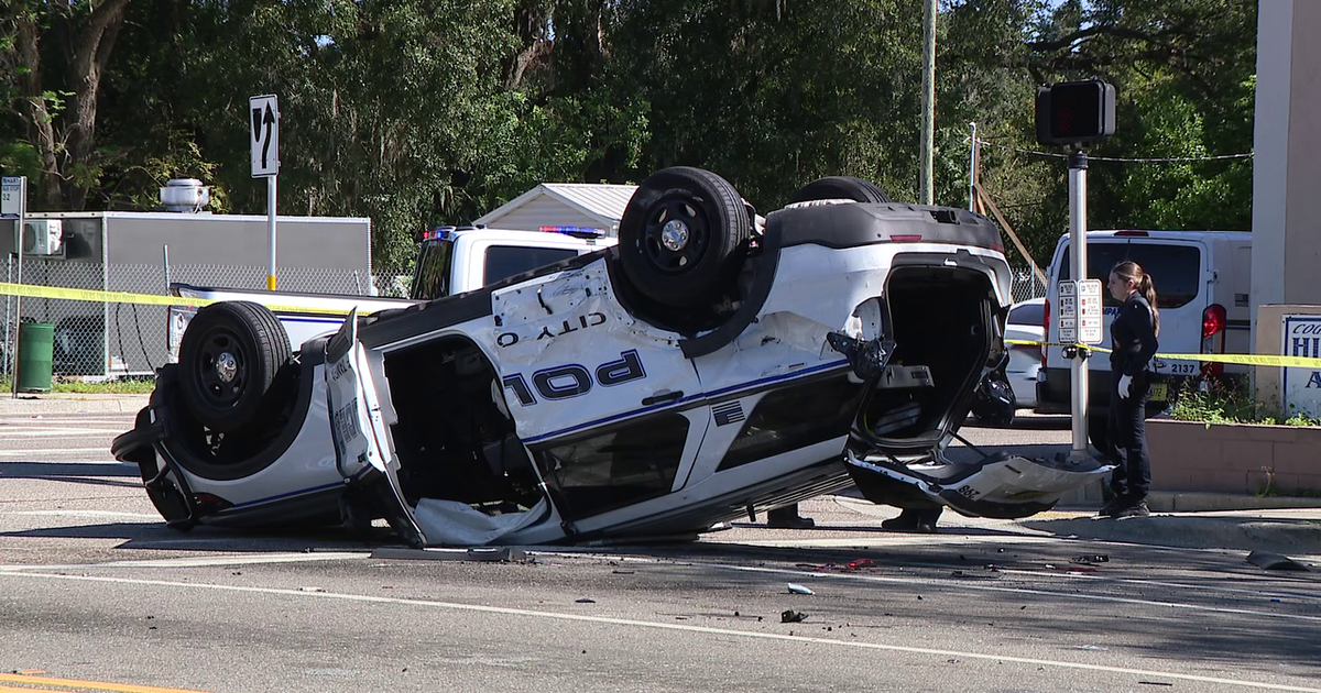 Tampa police crash: Cruiser overturns after colliding with a HART bus