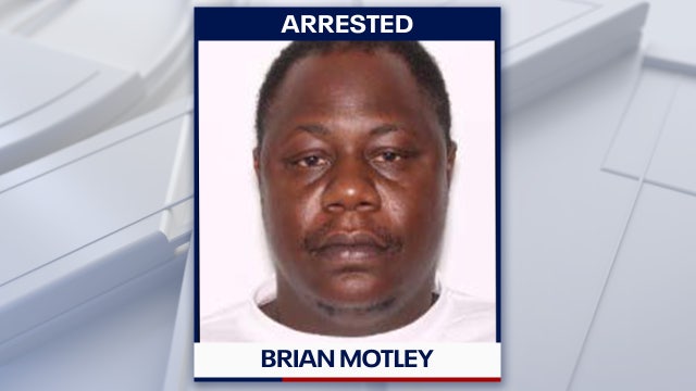 Man dead after bar fight in Winter Haven, police looking for wanted suspect: WHPD