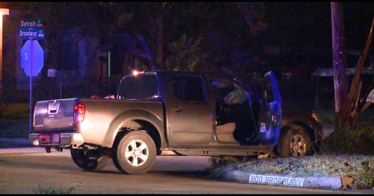 Suspects lead police on chase in southeast Houston | FOX 26 Houston