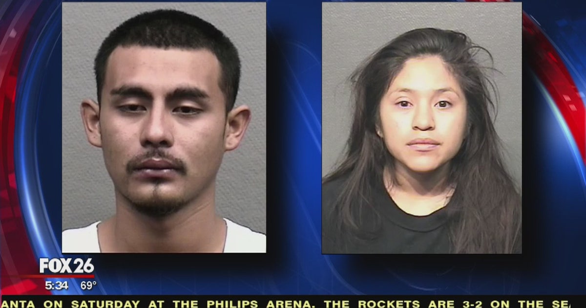 Young couple found passed out, undressed with two kids inside the car ...