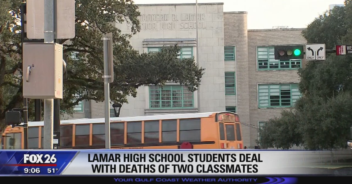 Lamar High School mourning death of two students dead in apparent ...