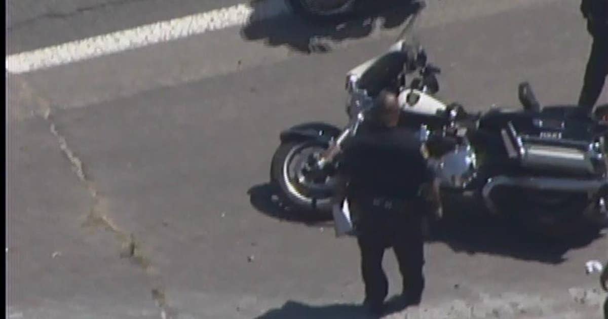 Police officer injured in motorcycle crash | FOX 26 Houston