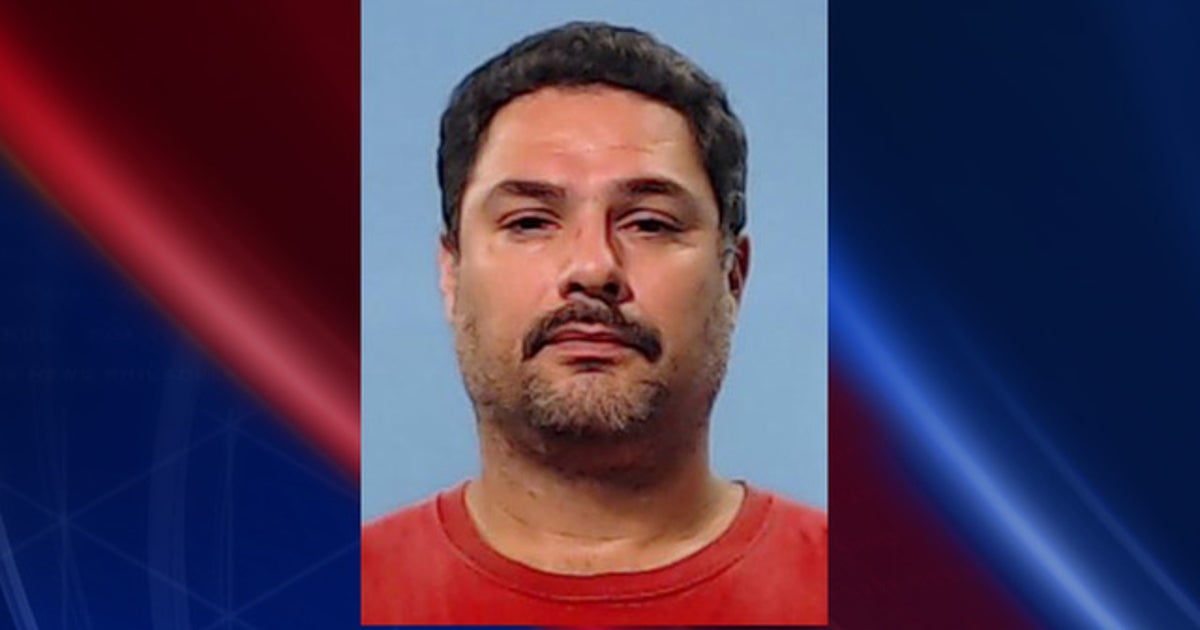 Man arrested for allegedly exposing himself to girl walking from bus ...