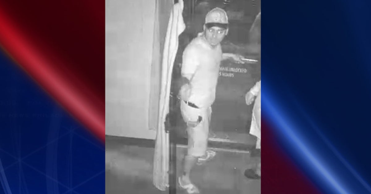 Police release photo of suspect in fatal shooting at Houston bar | FOX ...
