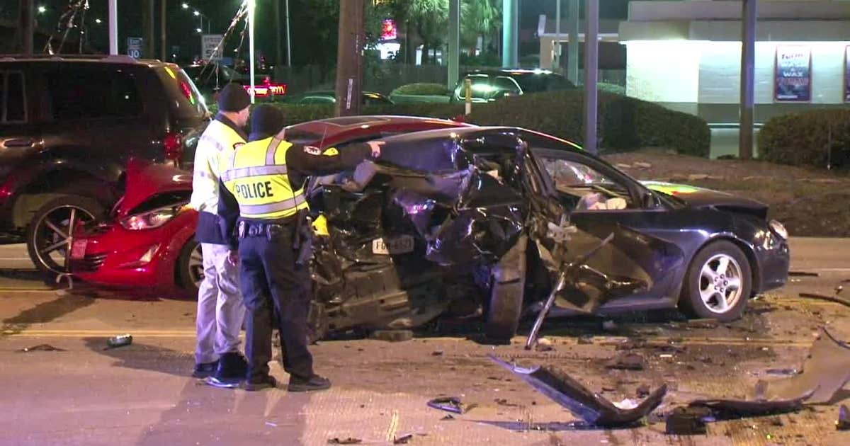Drunk driver arrested after 4-car crash in Baytown | FOX 26 Houston