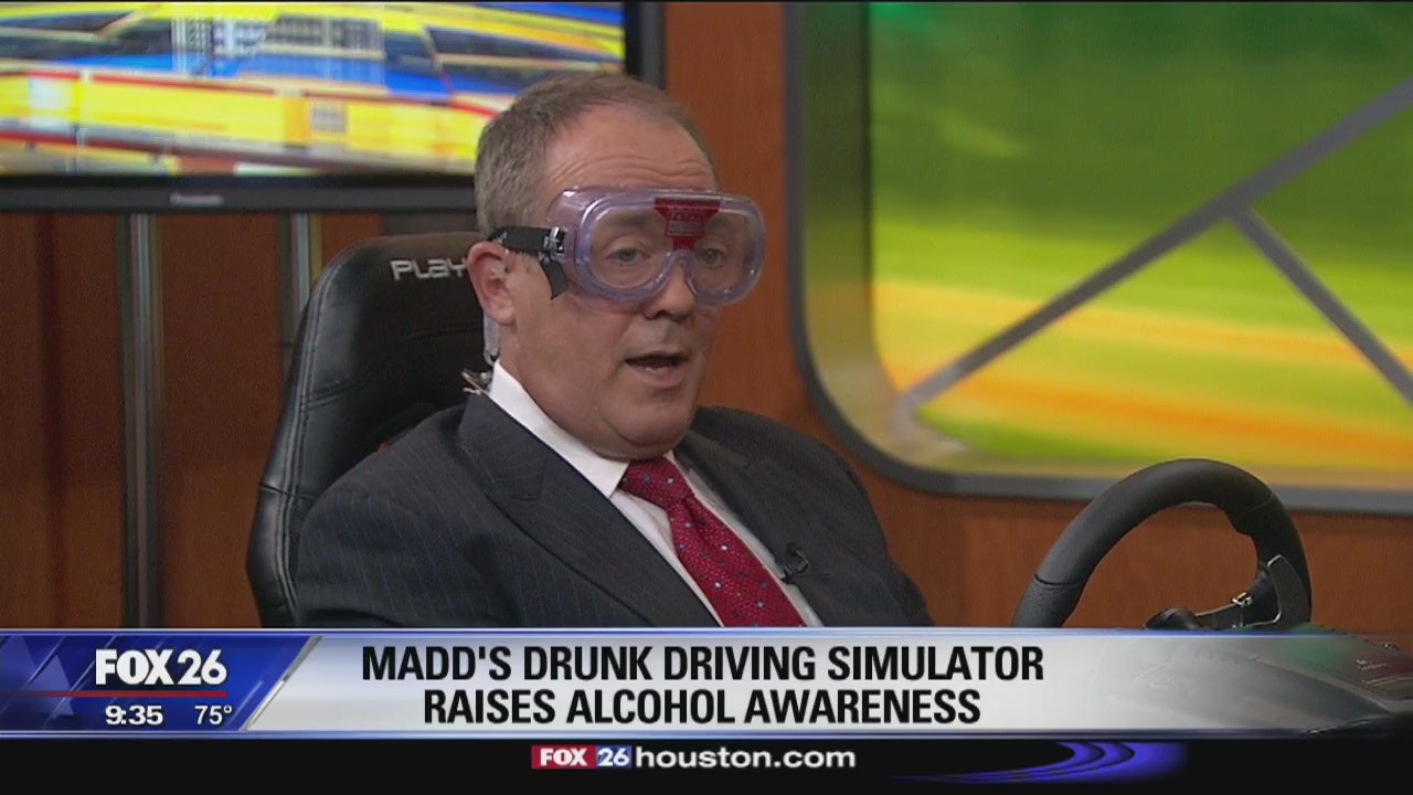 Simulator mimics drunk driving