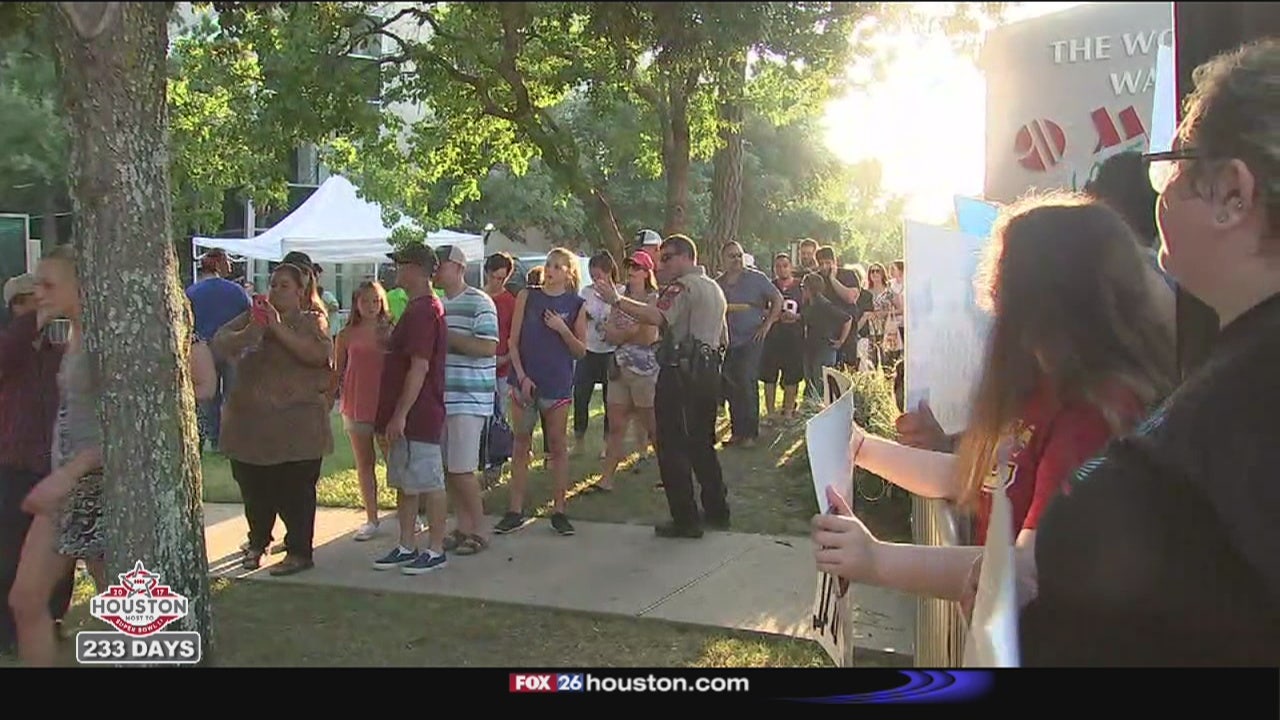 Donald Trump supporters and protesters out in force at The Woodlands ...