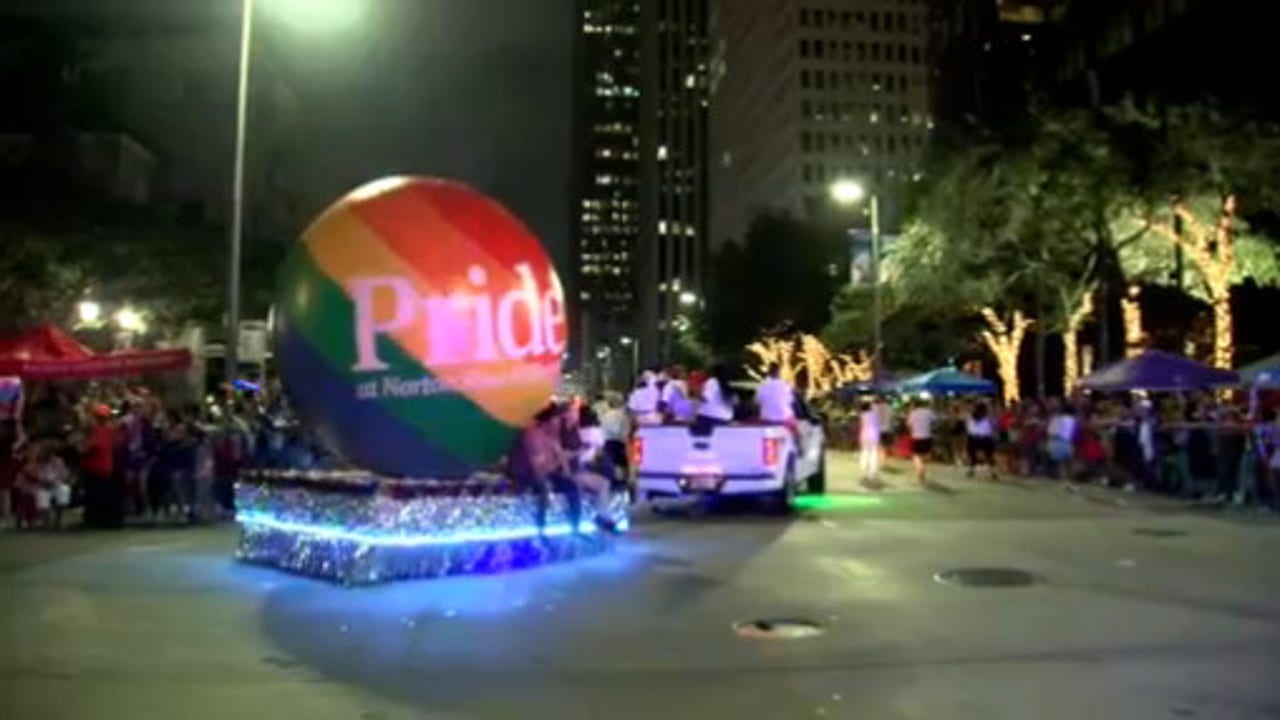 Thousands gather downtown for Houston Pride Parade