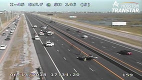 Two injuries reported in Gulf Freeway vehicle crash, overturn