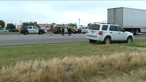 Teen killed after trying to cross Interstate 20