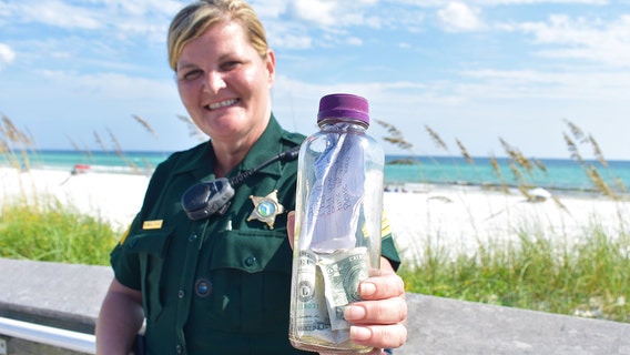 Bottle with man's ashes resumes journey in Gulf of Mexico