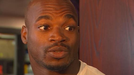 Adrian Peterson to become free agent, Vikings decline option