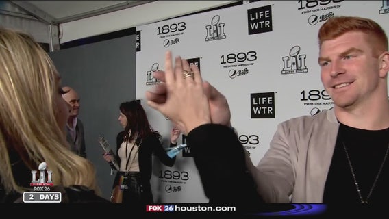 Club Nomadic full of quarterbacks Friday night